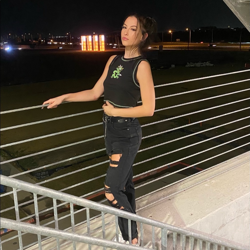 Black ripped mom jeans